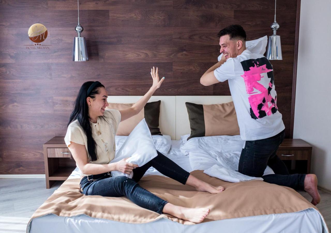 Median Hotel 3*